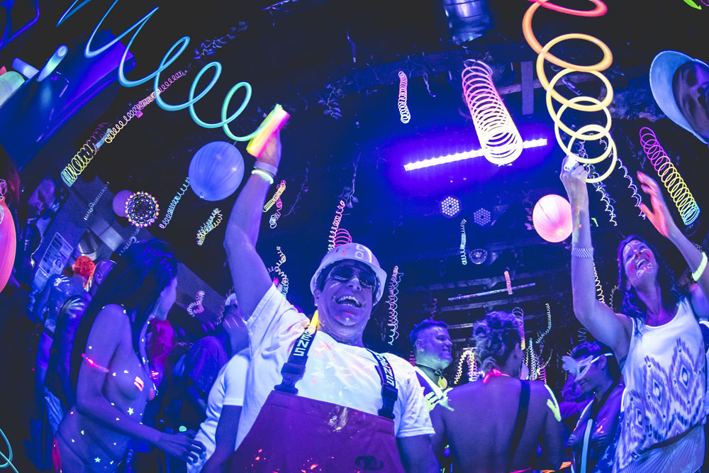 Love 2 Glow 2017 photo - Duval Street, Key West
